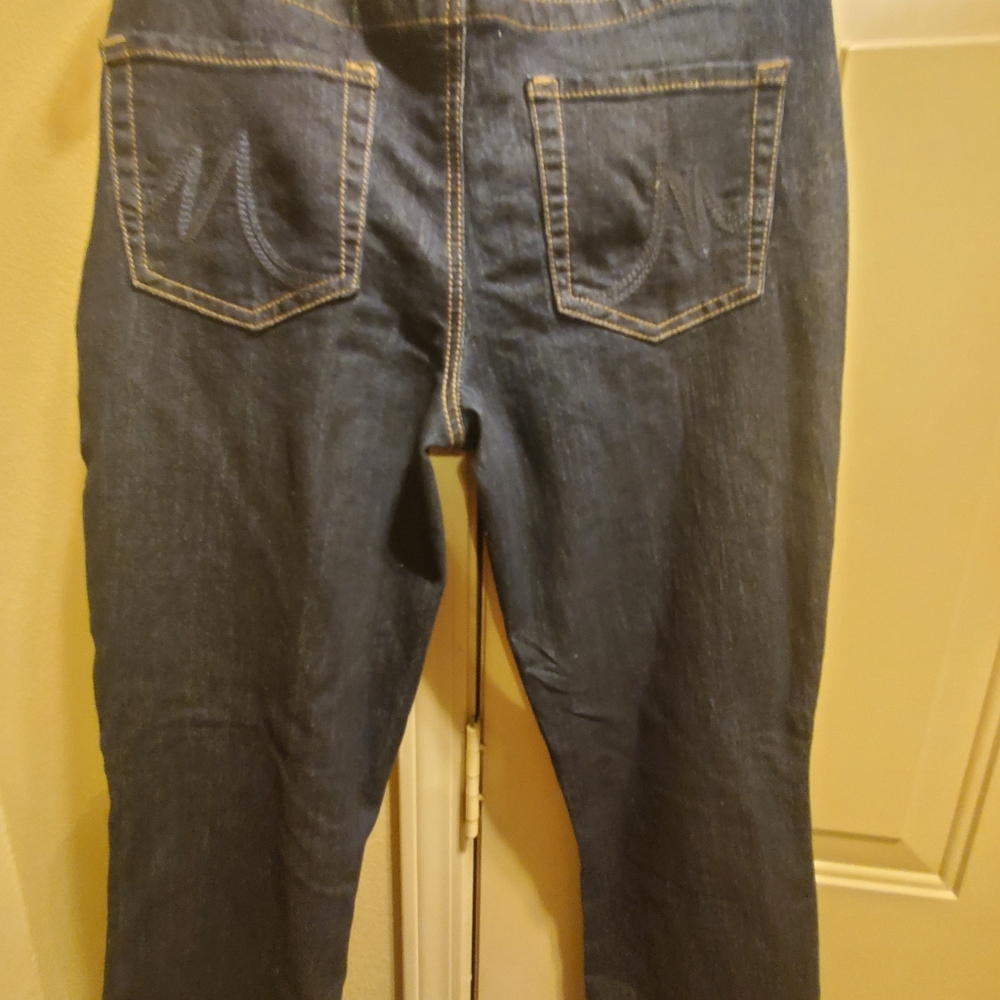 Jeans - Picture 3 of 3